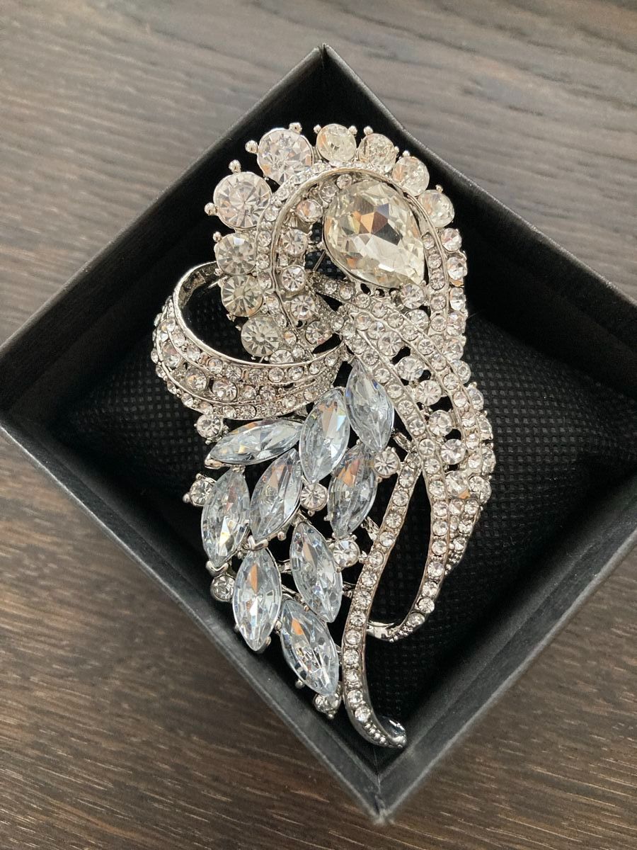 Swarovski Spille & Fermagli: Wunderbare, grosse Kristall Brosche, neu, OVP – Nuovo e nell'imballaggio originale da Zürich venduto da einefreude