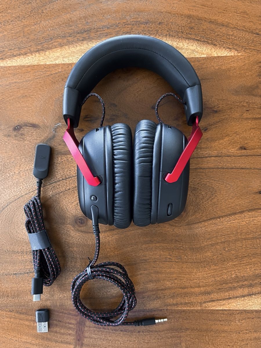 Hyperx Cuffie: HyperX Cloud III Schwarz/Rot Gaming-Kopfhörer, ohne Mikrofon – Usato da Gossau SG venduto da Alex_Tech 2