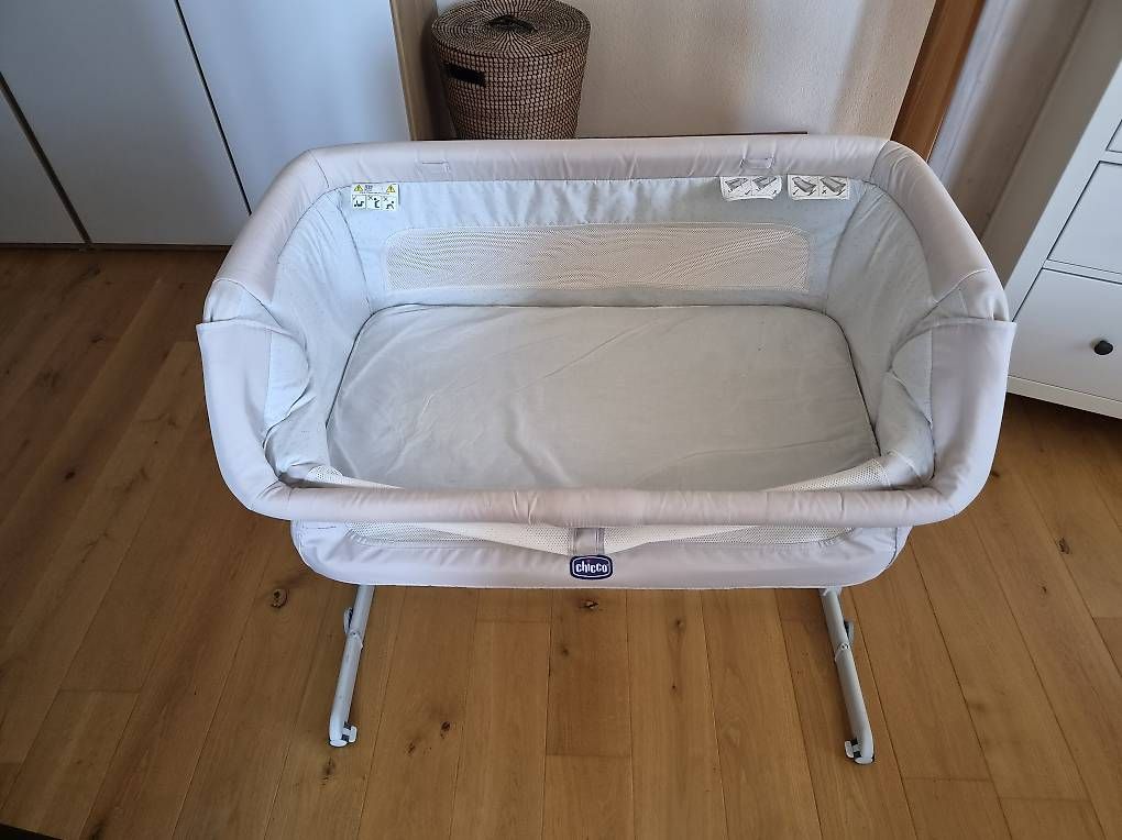 Betten: Beistellbett von Chicco – Gebraucht aus Wollerau von Confuso