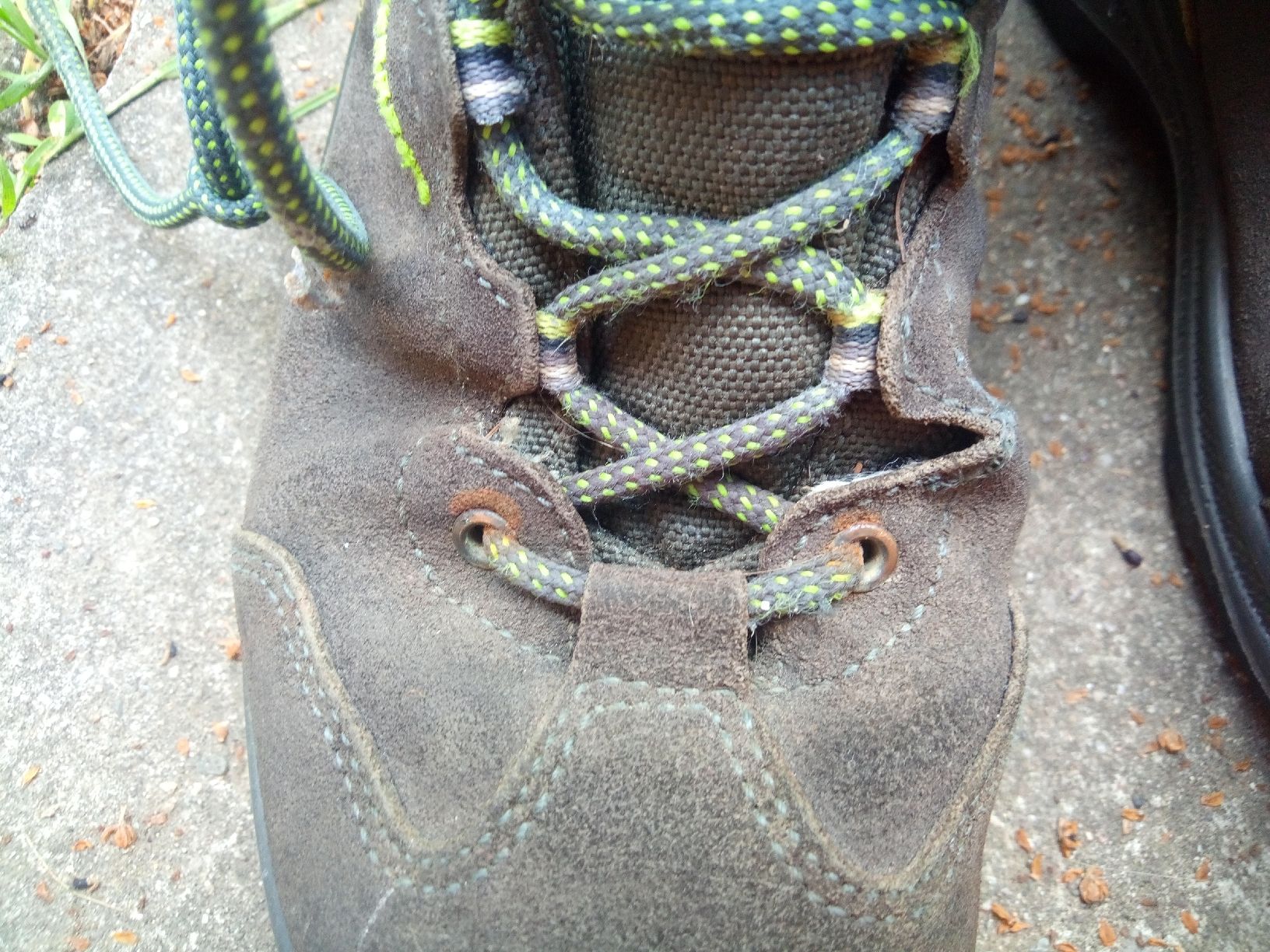 Lowa Scarpe per ragazzi: Lowa Wanderschuhe Kinder Gr 38 – Usato da Liestal venduto da Debuschka 4