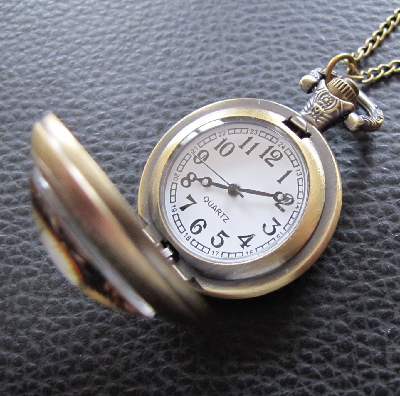 Orologi: Umhänge-Uhr / Umhängeuhr Steampunk – Nuovo (secondo la descrizione) da Schwanden GL venduto da UHRKNALL 3