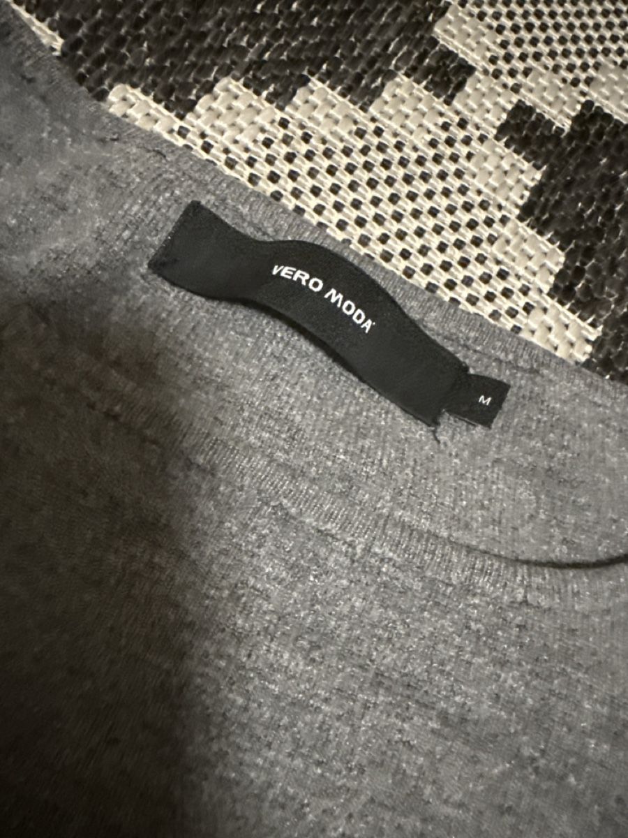 Pulls & Sweat-shirts: Vero Moda Strickpullover, grau, Gr. M – D'occasion à Zürich par Krikri21 1