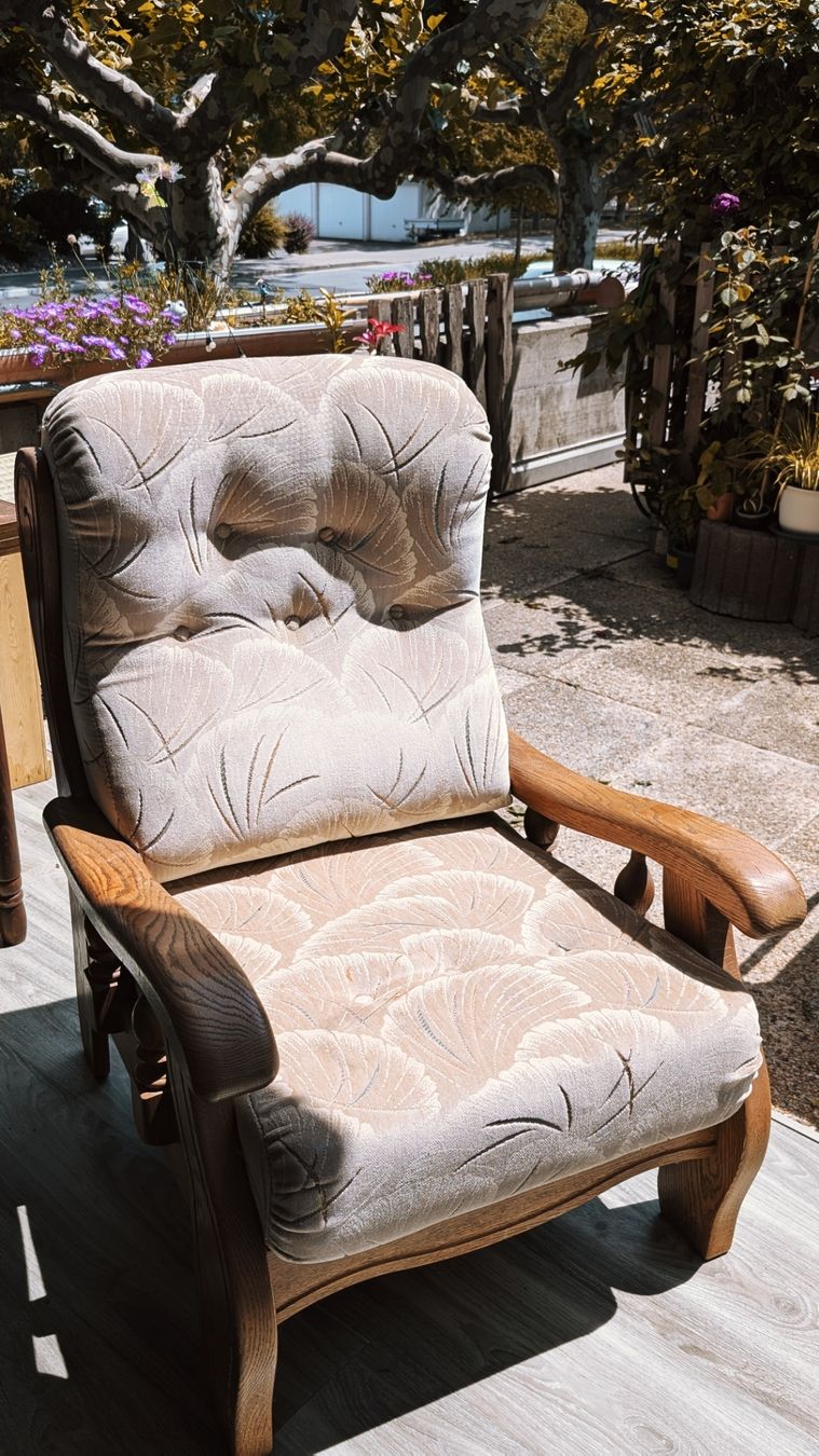 Poltrone: Deux fauteuils vintage en bois – Usato da Sion venduto da ale_6cth