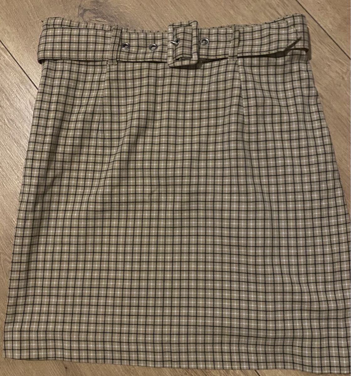 H&M Röcke: H&M Minirock beige kariert Grösse 34 – Gebraucht aus Wigoltingen von luu23
