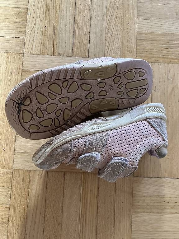 Scarpe per ragazzi: Viking Sneakers Gr. 24 – Usato da Zollikon venduto da CorViv 1