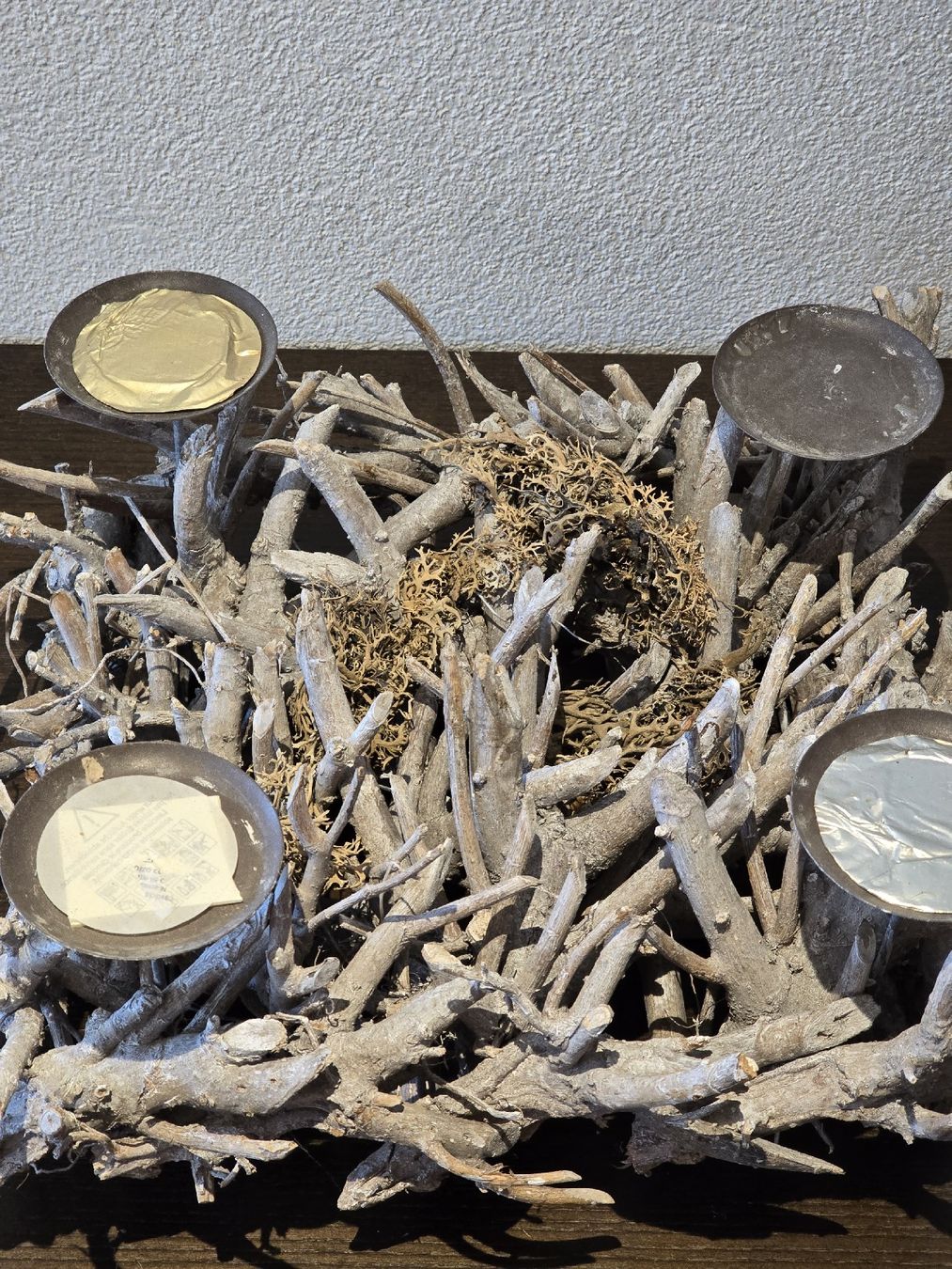Alle Dekorationen: Adventskranz aus Holz – Gebraucht aus Morschach von Monikawi 1
