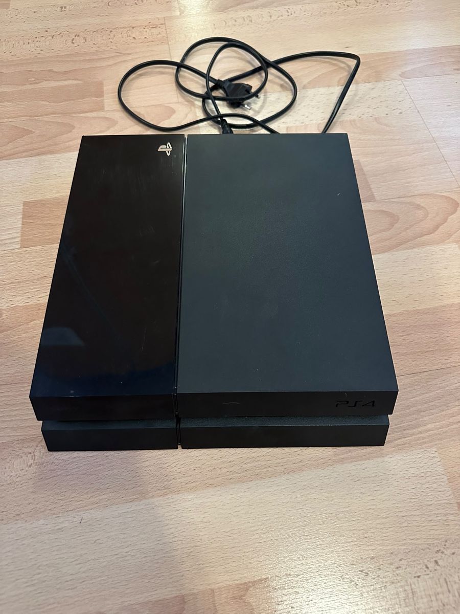 Sony Console: PS4 zu verkaufen  – Usato da Schaffhausen venduto da Matteo_Giudici_03