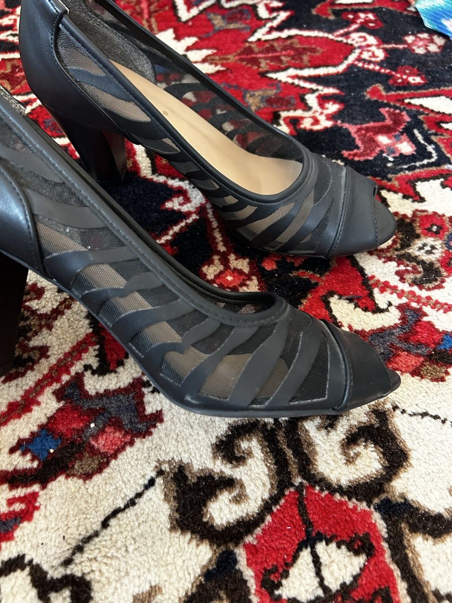 Scarpe da donna: Vintage Zebra Pumps Peeptoe – Usato da Luzern venduto da nor_2rzq 1