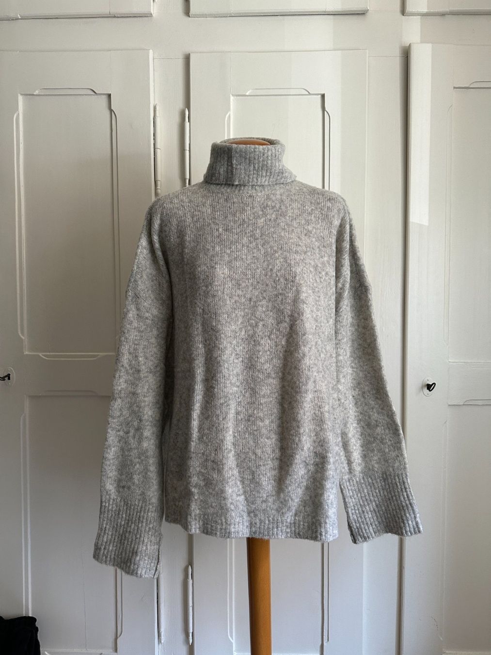 Pulls & Sweat-shirts: NOISY MAY - Rollkragen Strickpullover hellgrau XL – D'occasion à Zürich par Diazaio