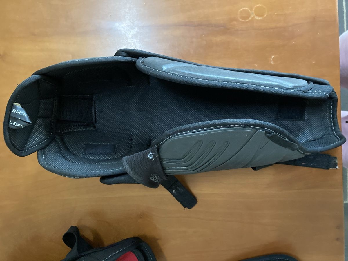 Bauer Protezioni & Imbottiture: Bauer Shin Guards adult – Usato da Winterthur venduto da niemim 5