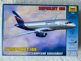 Zvezda Superjet 100 Aeroflot 1:144 - Flugzeug Modell Bausatz