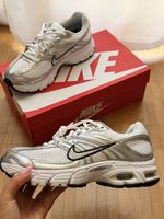 Nike Moto 2k blanc taille 39