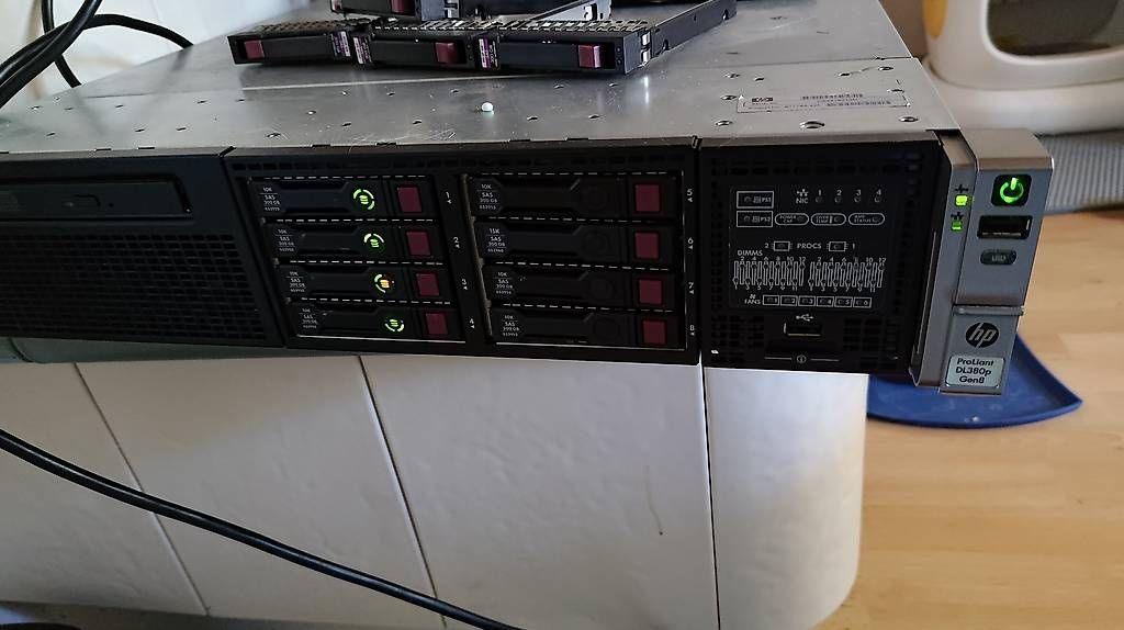 Hewlett Packard Server: Server HP proliant DL380p – Usato da moosleerau venduto da noname88 2