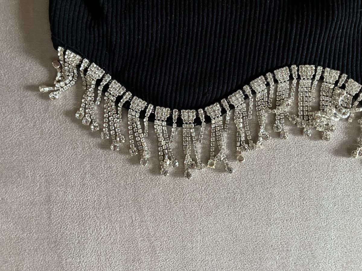 Tops: Crop Top schwarz mit Diamanten  – Gebraucht aus Cunter von tiramisuuu_ 1