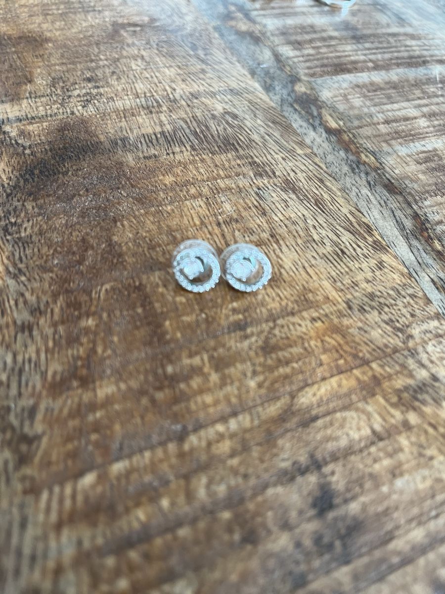 Swarovski Ohrringe & -stecker: Ohrstecker von Swarovski – Gebraucht aus Fahrwangen von vitorio01