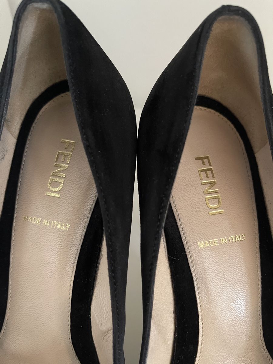 Fendi Scarpe da donna: Fendi black suede high heels size 37.5 – Usato da Lugano venduto da cri_djb 7