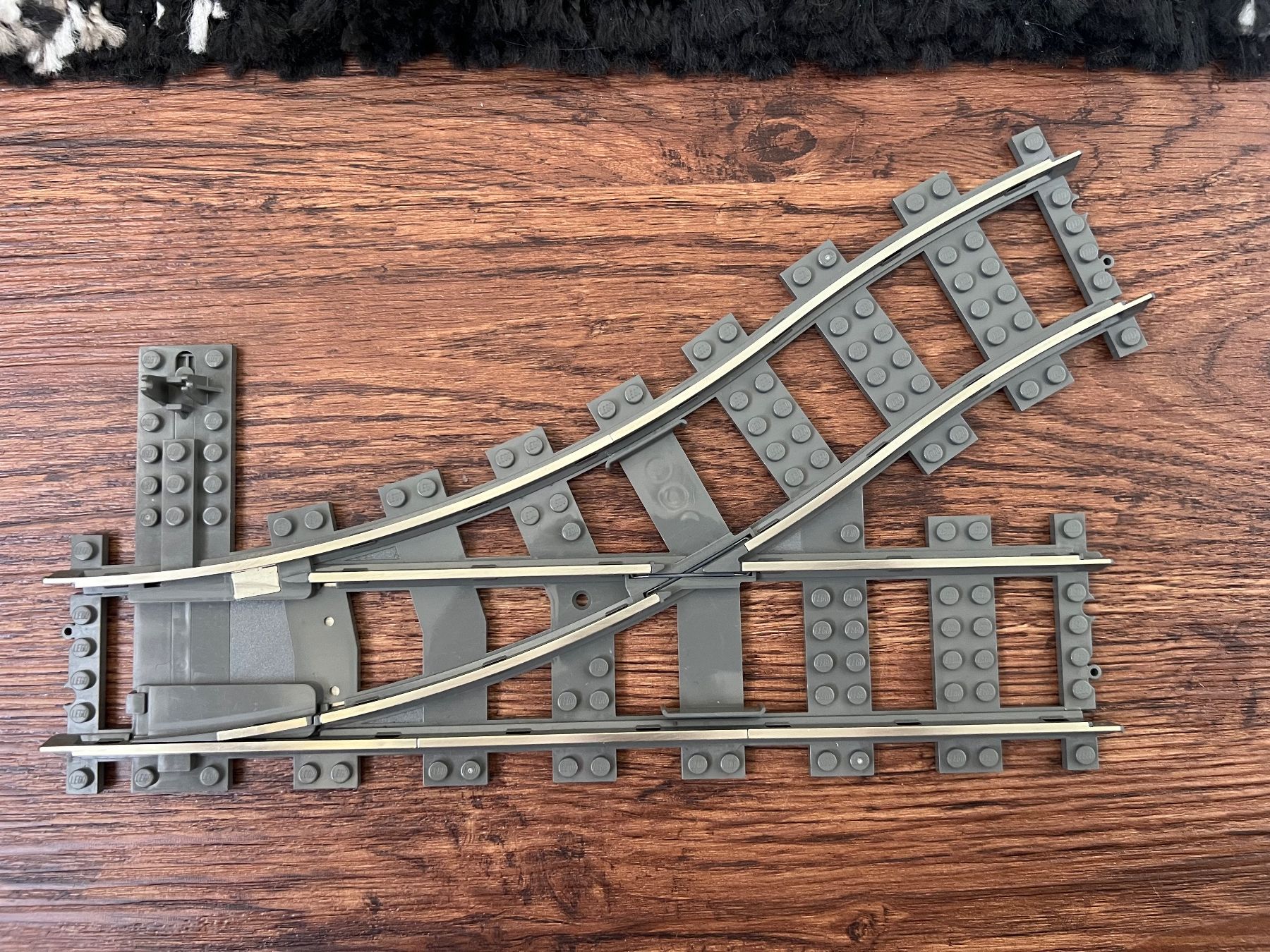 Lego Spielzeuge: LEGO 9v Eisenbahn Weiche links – Gebraucht aus Uttigen von sonorsonic