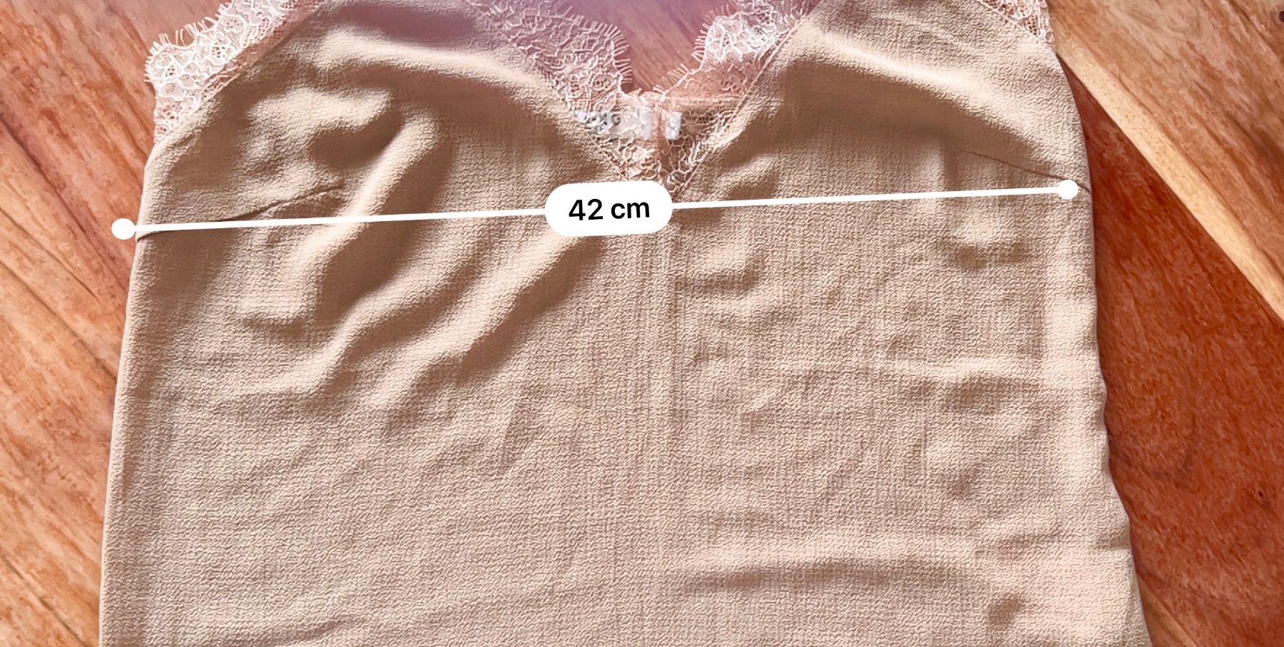 Na-kd Top: NA-KD Tank-Top mit Spitze, Gr. 36, hellbraun – Usato da Wangen b. Olten venduto da VeraHa 3