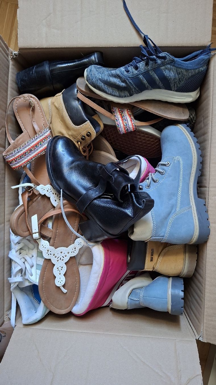 Damenschuhe: Lot de chaussures 39 – Gebraucht aus echallens von Jema03