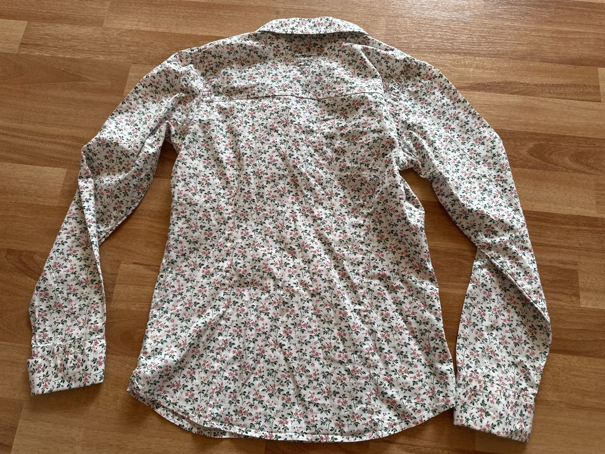 Tommy Hilfiger Camicette: Tommy Hilfiger Bluse, Gr. 14, einf. Brustweite ca. 40 cm – Usato da St.Gallen venduto da maierm01 2