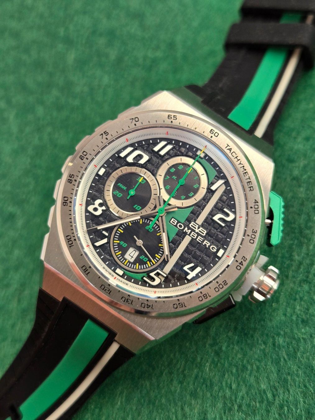 Bomberg Orologi: Bomberg Apex Chrono GB – Nuovo (secondo la descrizione) da Chabrey venduto da Horology