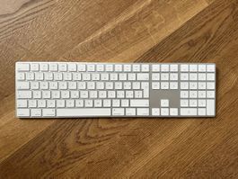 Apple Magic Tastatur mit CH-de Tastenbelegung