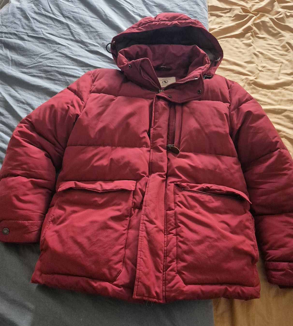 Giacche: Aigle doudoune chaude bordeaux, taille S. comme neuve – Nuovo (secondo la descrizione) da Onex venduto da Tonytali 2