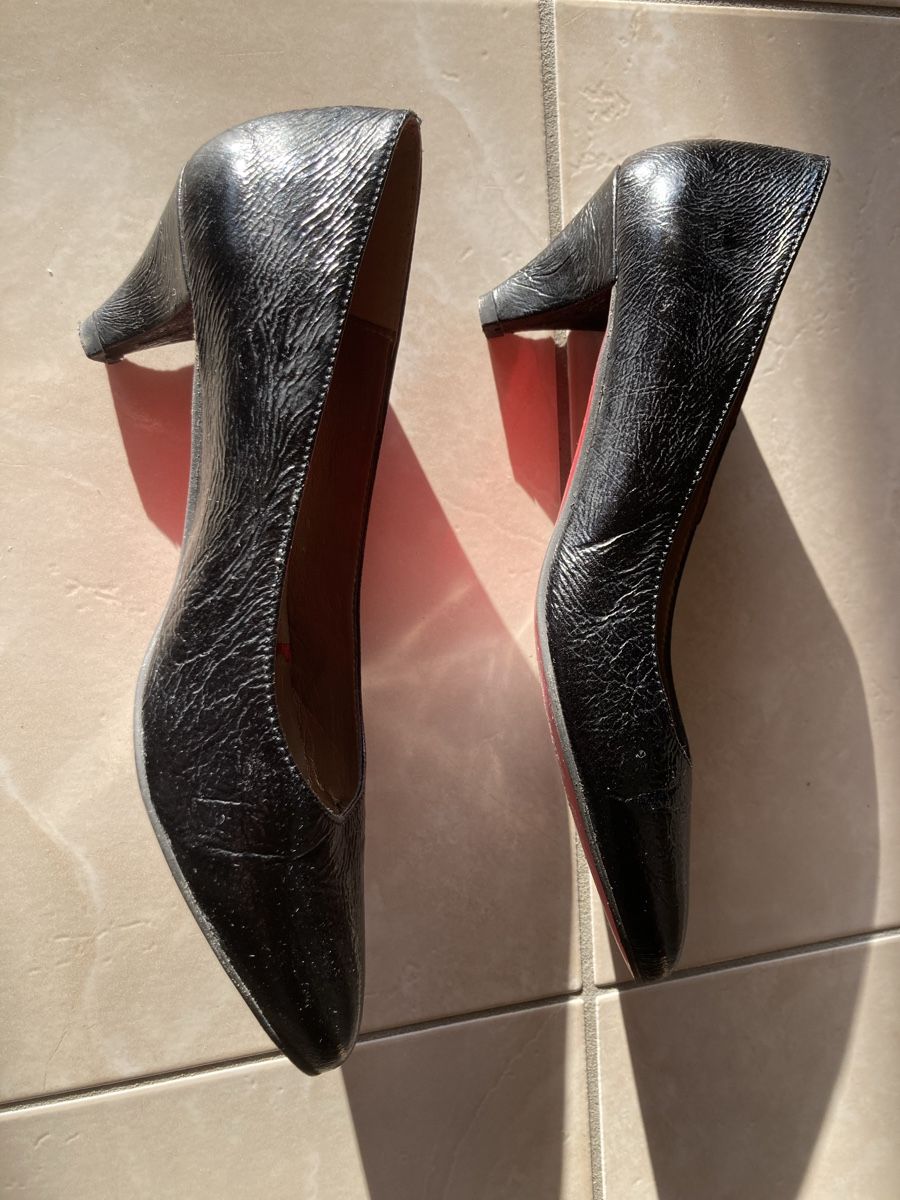 Scarpe da donna: Elegante Joyca Lack-Pumps, schwarz, Gr. 38 – Usato da Vinelz venduto da Viewfinder84 2