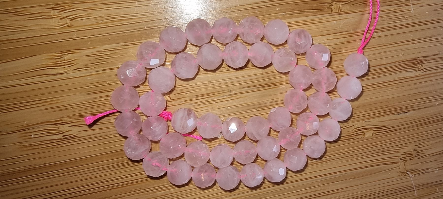 Mineralien & Heilsteine: Rosenquarz 8mm. facettiert Strang – Neu und originalverpackt aus Menziken von Mirager 2