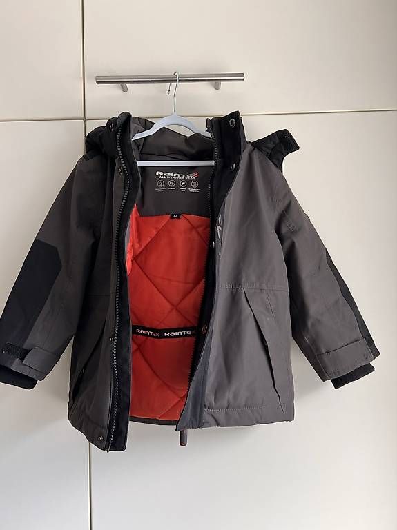 Jacken & Mäntel: Winterjacke C&A grau  Grösse 92 – Gebraucht aus Luzern von Tanja.z 2
