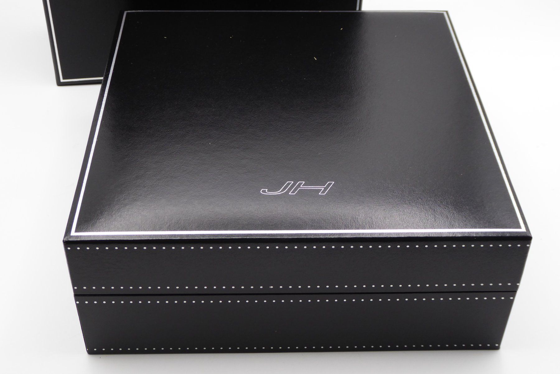 Scatole porta orologi: Jorg Hysek Box for Watch – Nuovo (secondo la descrizione) da Geneve venduto da adr_xk6n