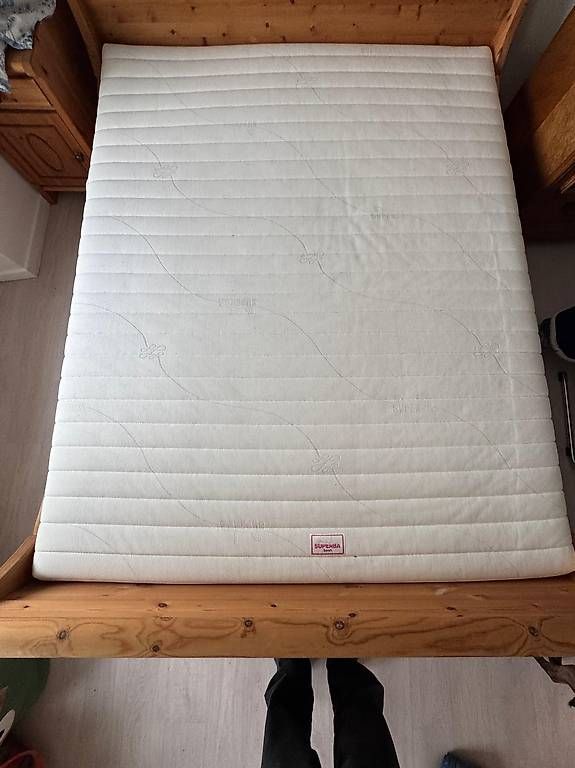 Letti: Lit complet + matelas + sommier + 2 tables de chevet – Usato da Porrentruy venduto da mathis.broquet