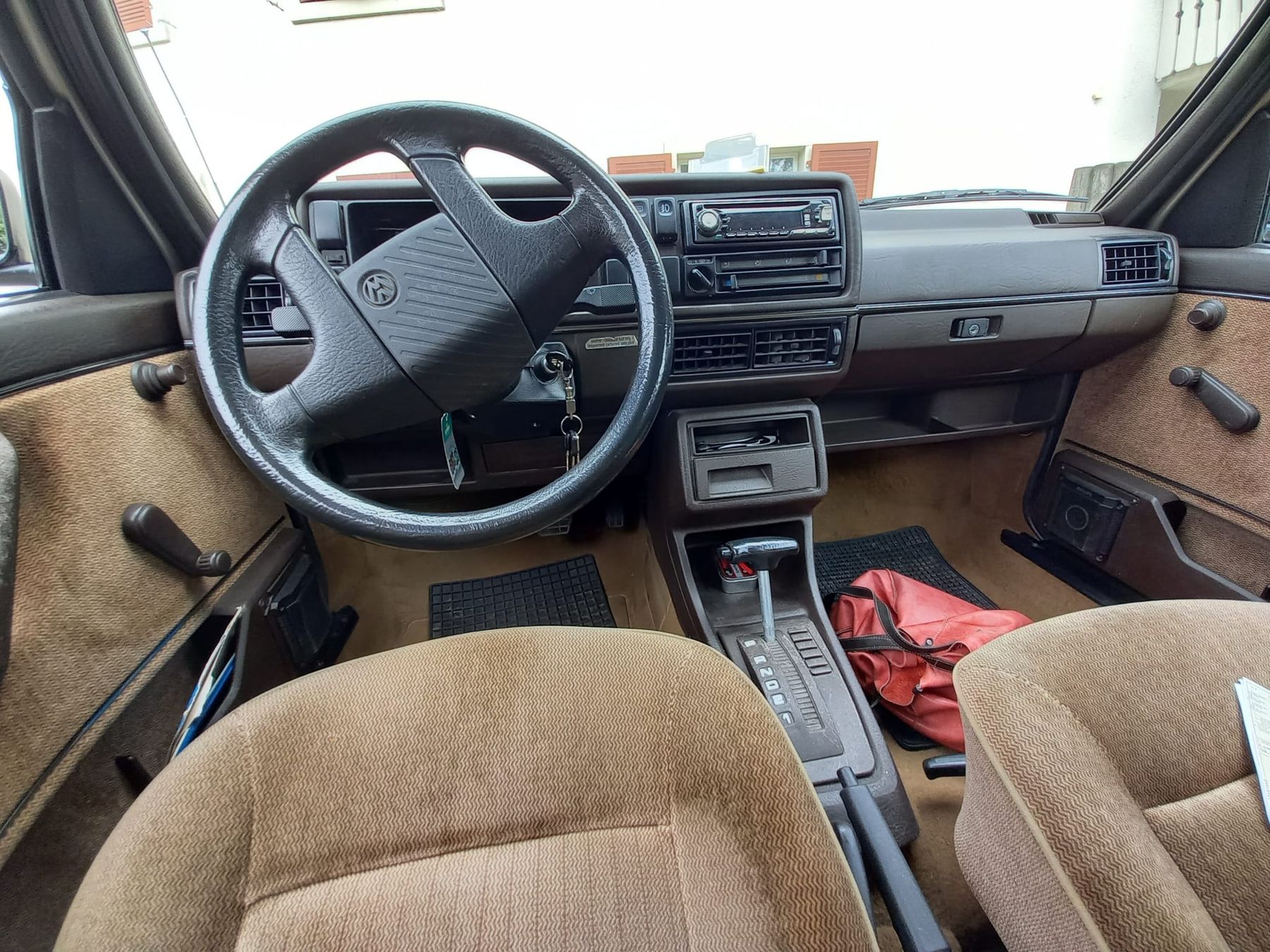 VW Automobili: schöner Golf 2 – Usato da St. Antoni venduto da Menzce 2