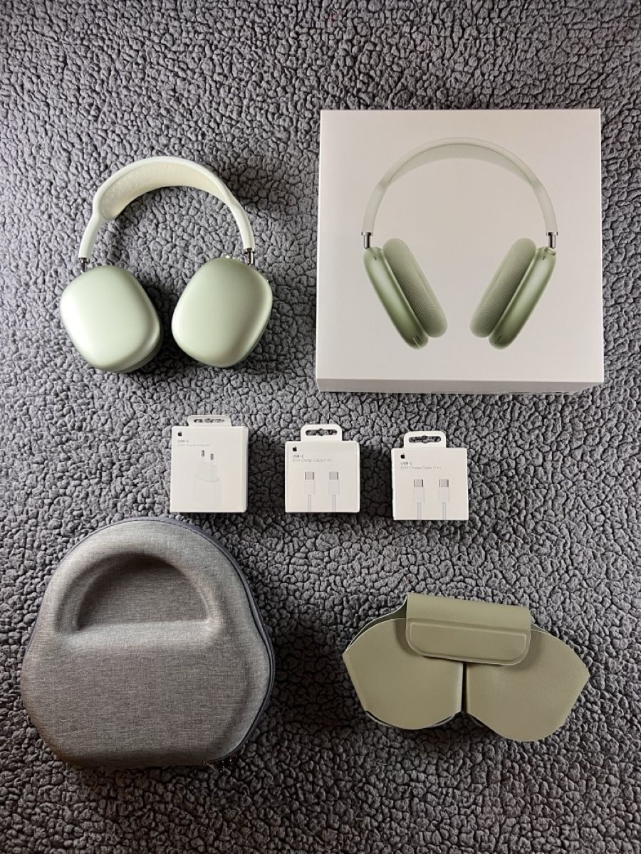 Apple Kopfhörer: Apple AirPods Max + 1PowerAdapter + 2 Charge câble – Gebraucht aus Boudry von Francis_co