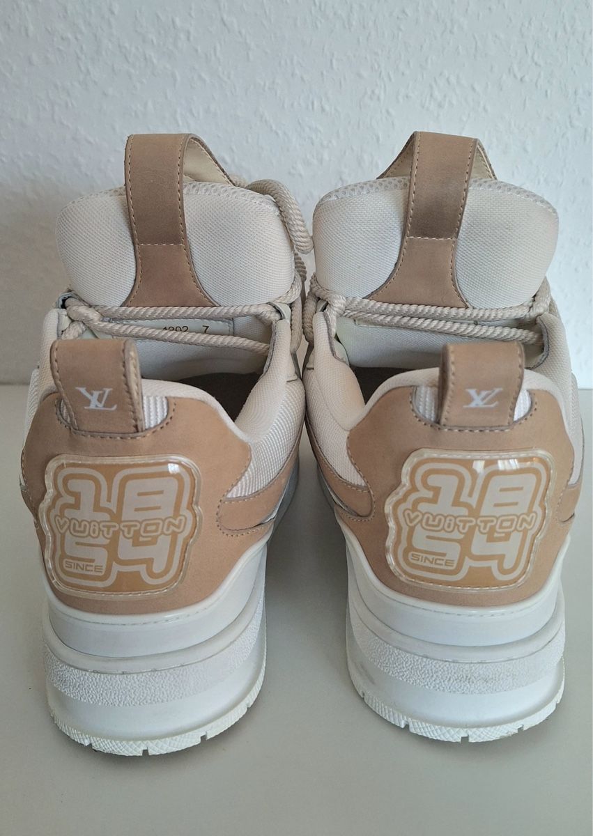 Louis Vuitton Scarpe da uomo: Baskets Louis Vuitton, Modèle LV Trainer, Taille 42 – Usato da Genève venduto da Beduxo 2