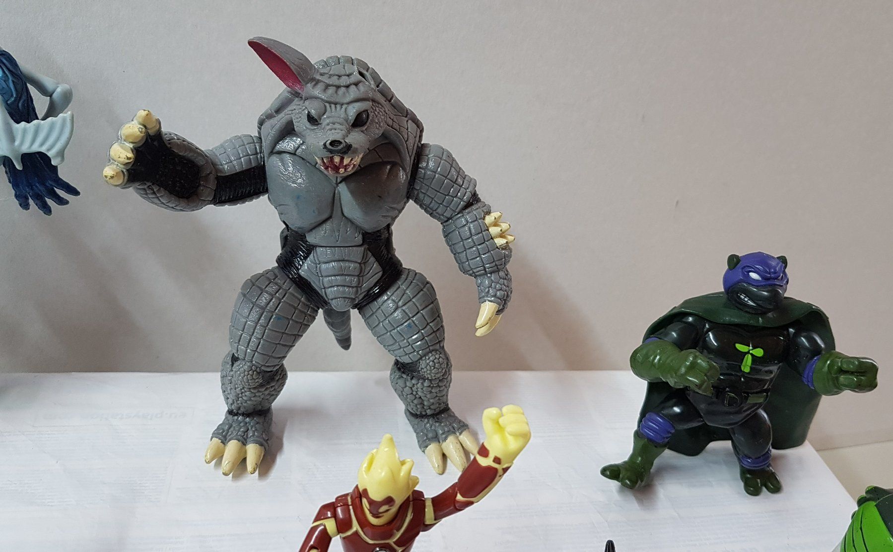 Statuette: 😎9 Diverse Figuren – Usato da Schüpfheim venduto da Games_Spielkonsolen 2