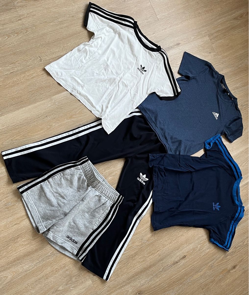Adidas Ensembles coordonnés: Adidas Sportkleidung Gr. 128 – D'occasion à Sulz AG par Zissi31324