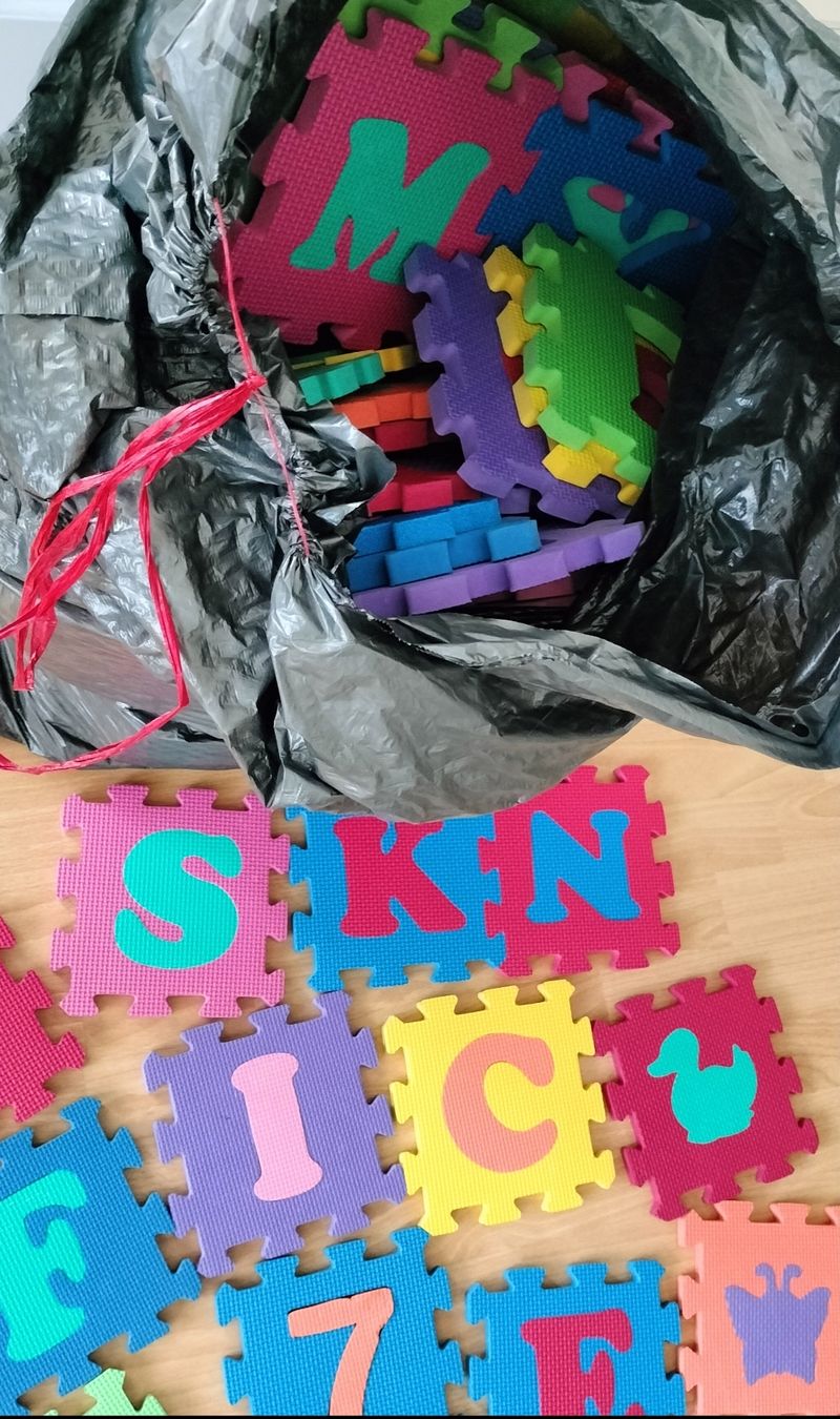 Tappeto da gioco: Kleine Schaumstoffpuzzles – Usato da Trimbach venduto da agn_65dh 1