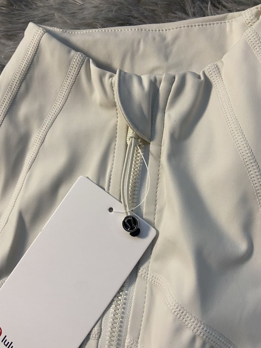 Lululemon Lots de vêtements: Lululemon Set – Neuf (Voir description) à Embrach par NovasOutlet 3