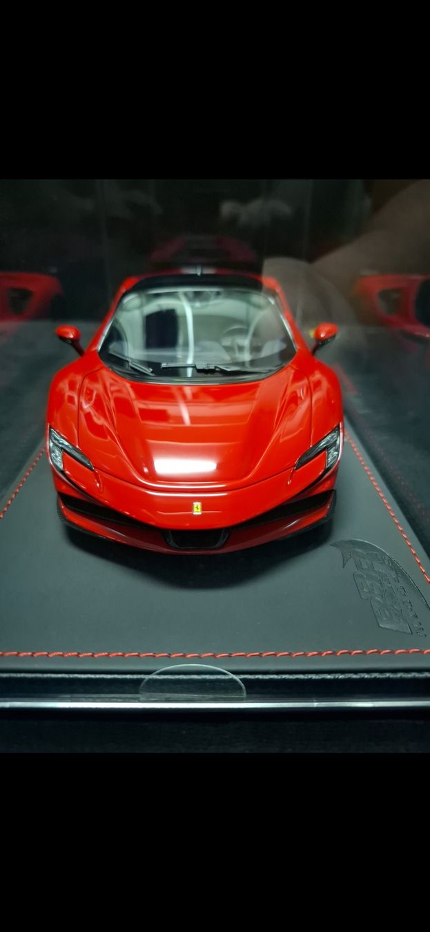 BBR Models Modellini d'auto: BBR Ferrari SF90 Stradale 1:18 – Nuovo (secondo la descrizione) da Gipf-Oberfrick venduto da Edii45 1