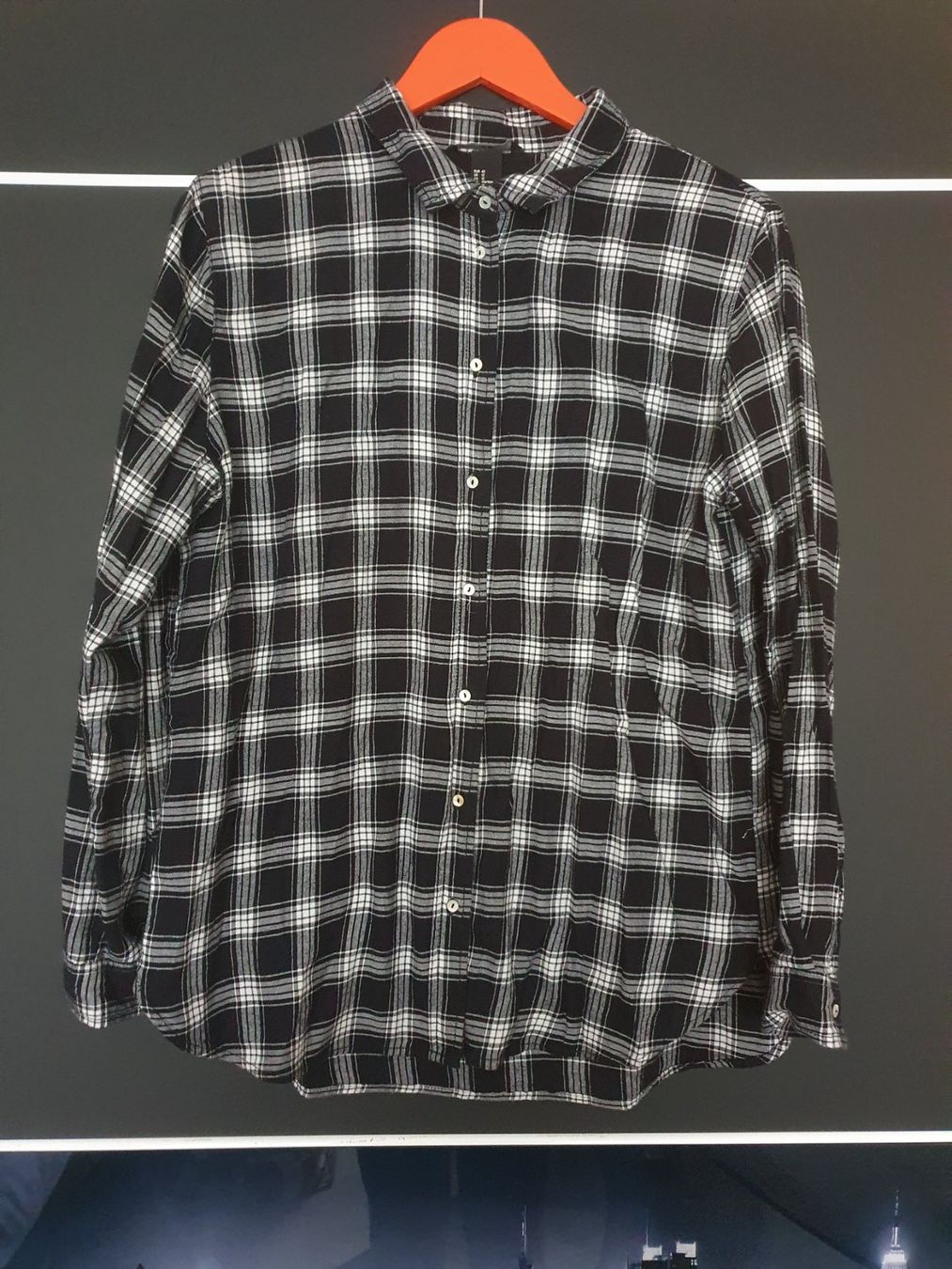 H&M Blusen: schwarz-weiss kariertes Hemd – Neu (gemäss Beschreibung) aus Kloten von Jomali