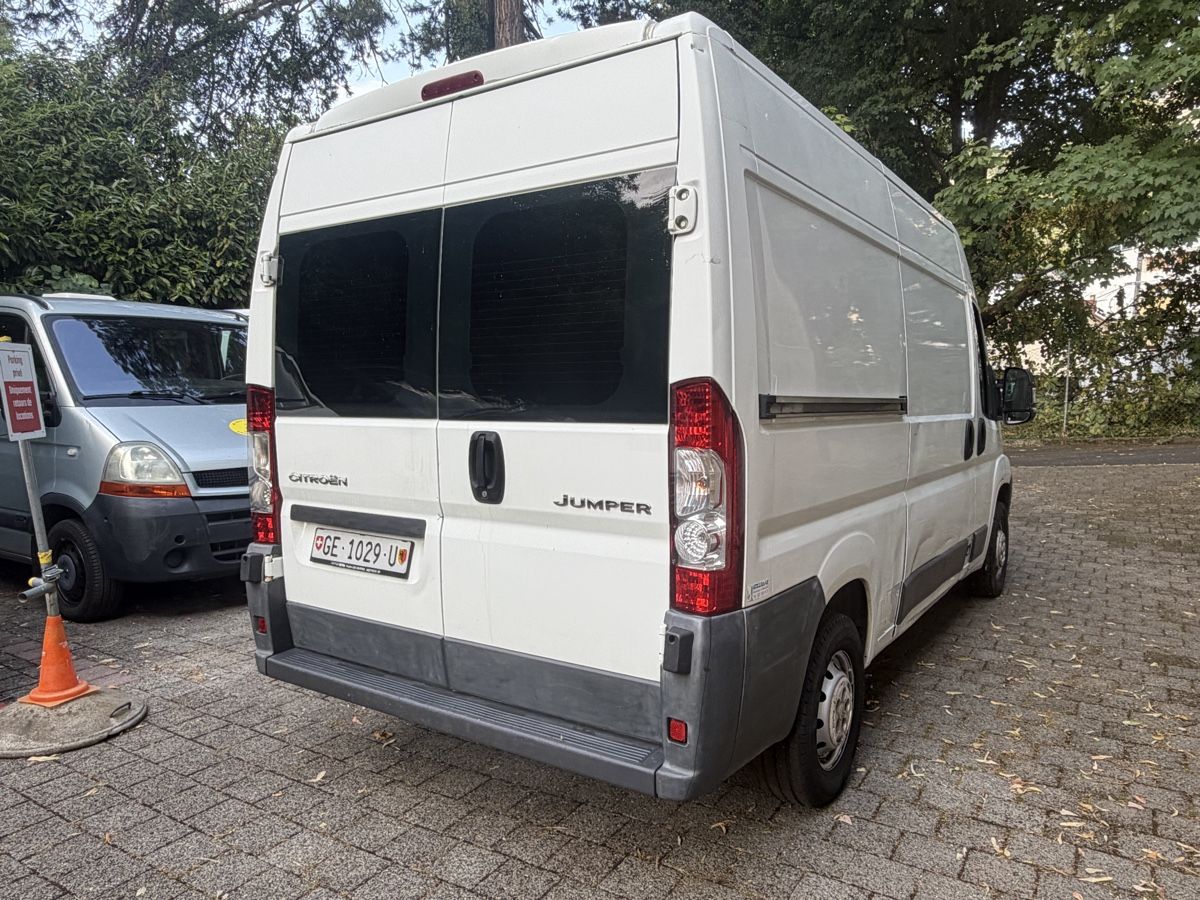 Citroën Veicoli commerciali: Citroën Jumper 2,2 HDI 12Q – Usato da Veyrier venduto da Chessmann_Douane1255 1