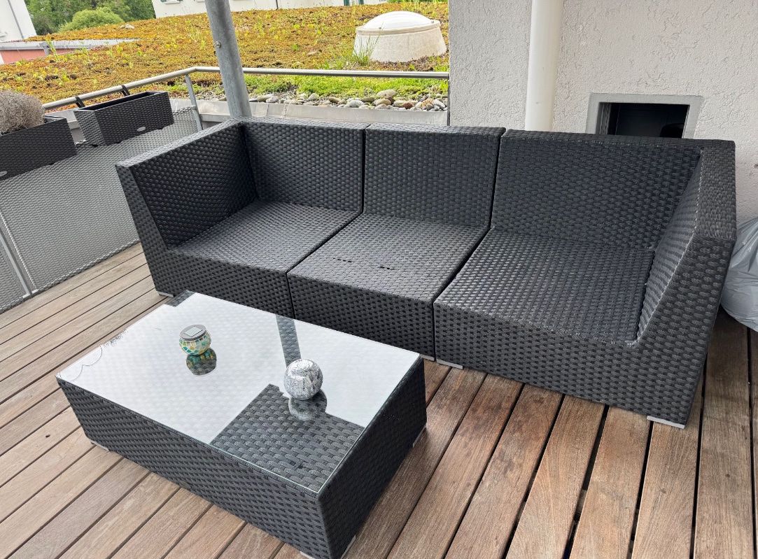 Divani: Lounge-Set Dunkelgrau mit Tisch – Usato da Adliswil venduto da mar_rhy7