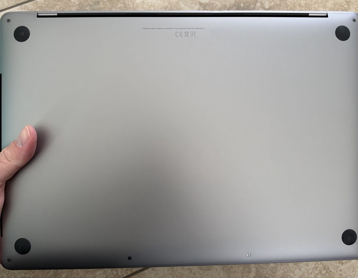 Apple Notebooks: Apple MacBook Pro 15" i7 1TB SSD – Gebraucht aus Burgdorf von manusch02 1