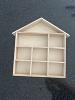 Holz Haus Regal Kleinteile 9 Fächer neuwertig