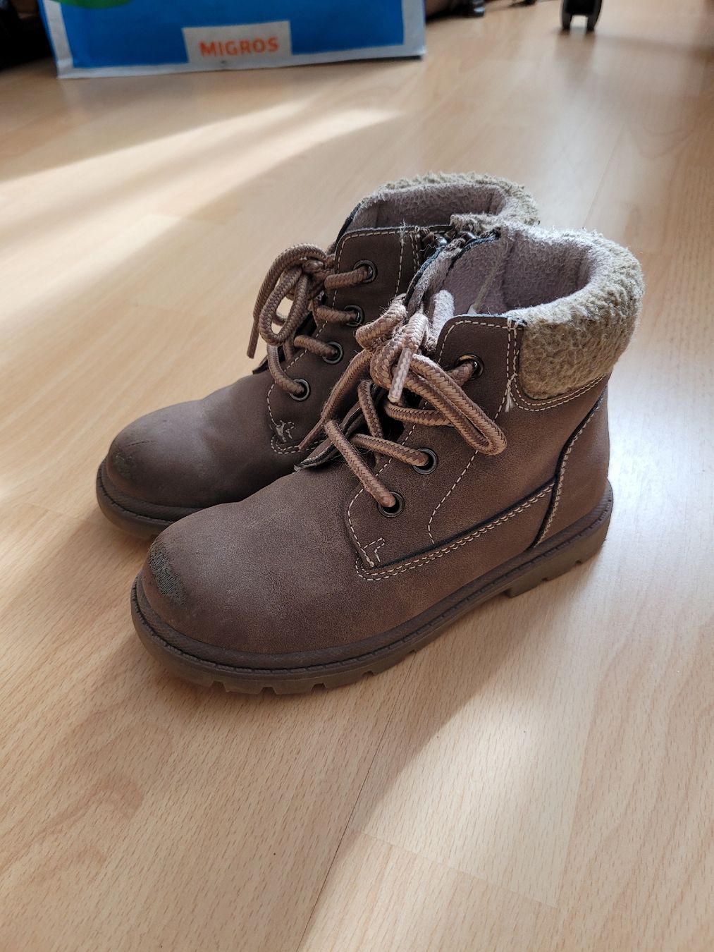 Schuhe für Jungen: Herbstschuhe, Gr. 27, gefüttert – Gebraucht aus Inwil von Flower2325