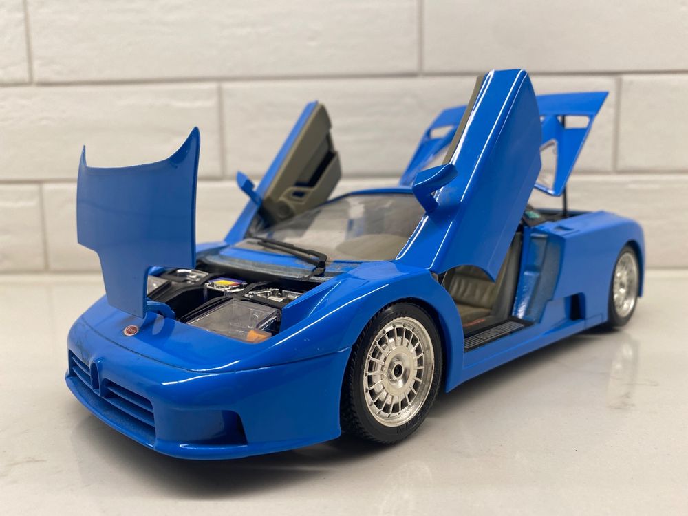 B Burago Bugatti EB110 1/18 | Kaufen auf Ricardo