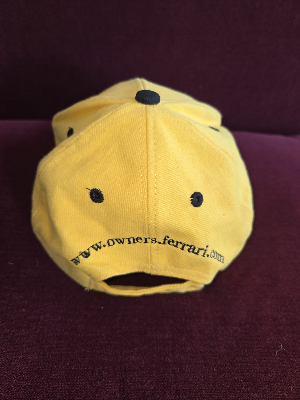 Copricapi, berretti & cappellini: Ferrari Owners Club Hat – Nuovo (secondo la descrizione) da Zürich venduto da Comixbazaar 2