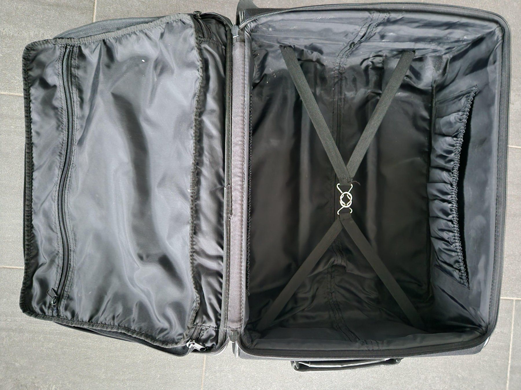 Valigie: Suitcase 53 x 38 x 25 cm – Usato da Dübendorf venduto da Olenaaa 4