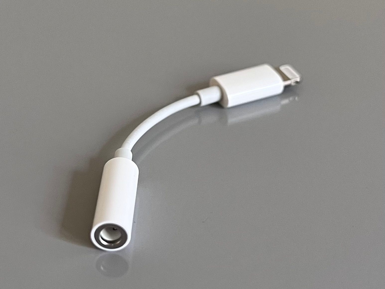 Apple Lecteurs & Adaptateurs: Apple Lightning Audio Adapter (neu) – Neuf (Voir description) à Zürich par Mel_Meli